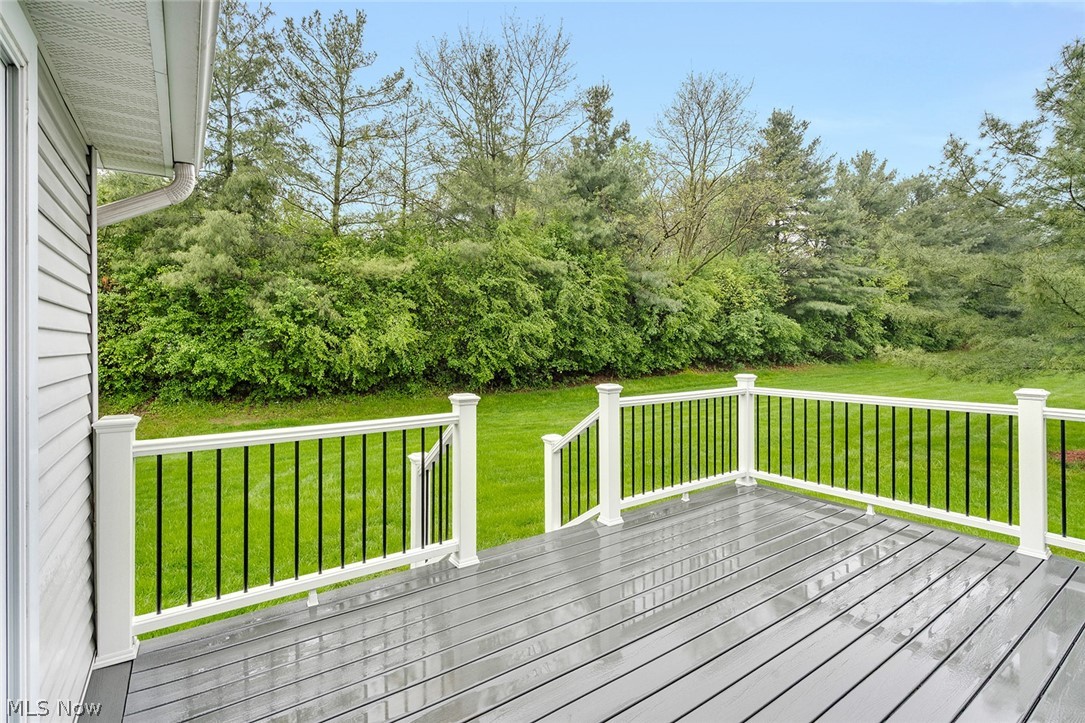 90 Lake Pointe Circle Canfield OH 44406