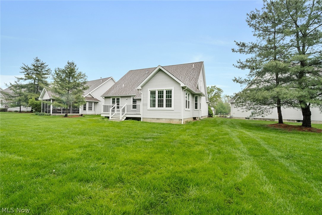 90 Lake Pointe Circle Canfield OH 44406