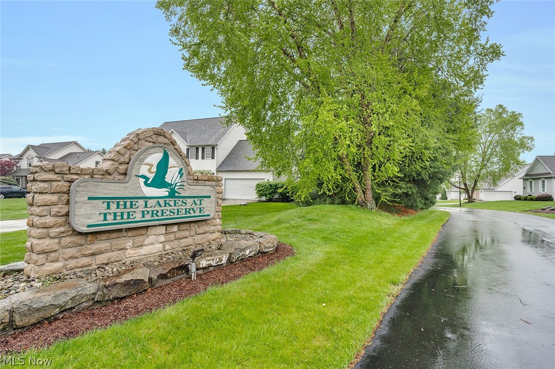 90 Lake Pointe Circle Canfield OH 44406