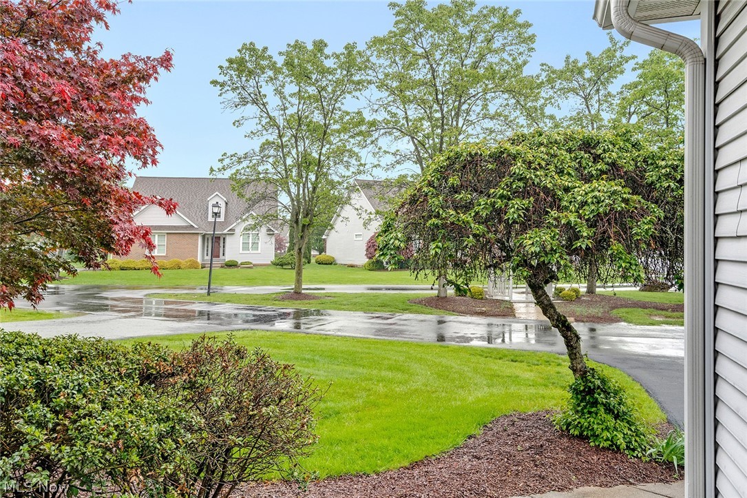 90 Lake Pointe Circle Canfield OH 44406