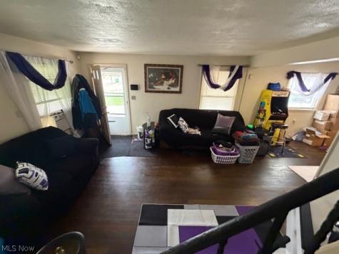 1464 E 250th Street Euclid OH 44117