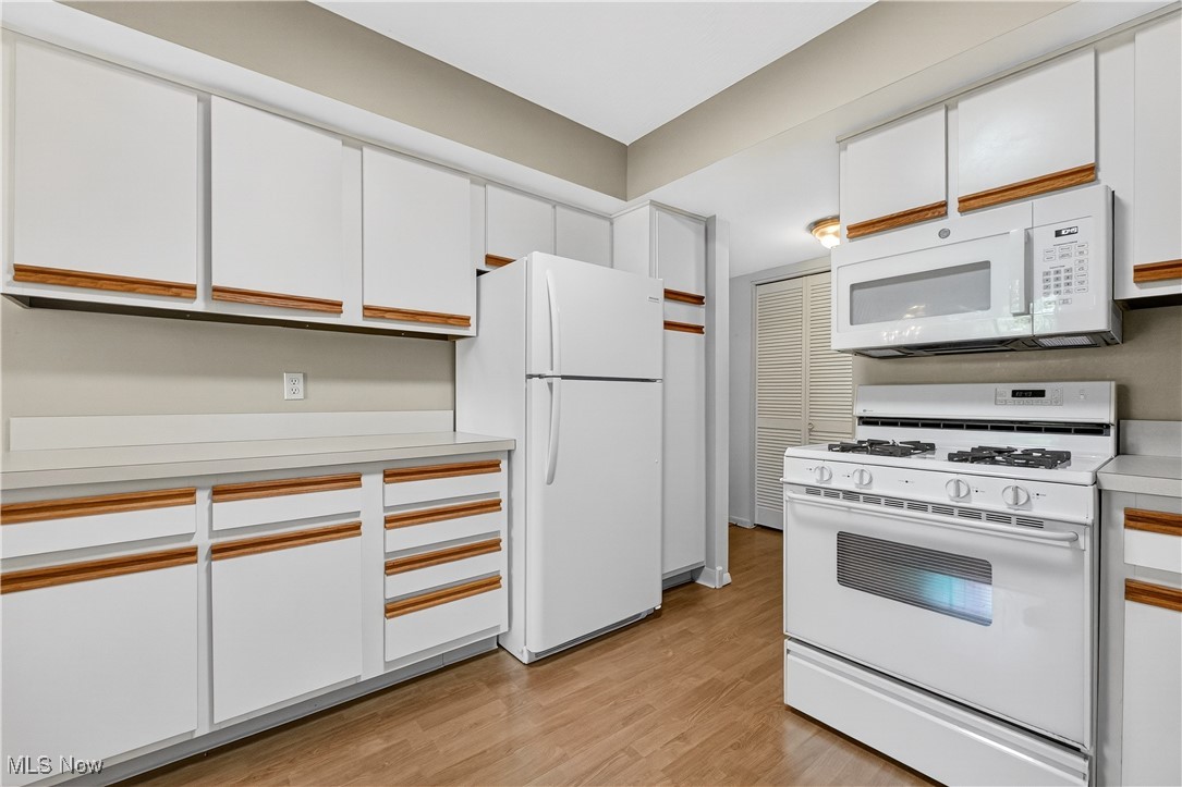 6280 Greenwood Parkway Sagamore Hills OH 44067