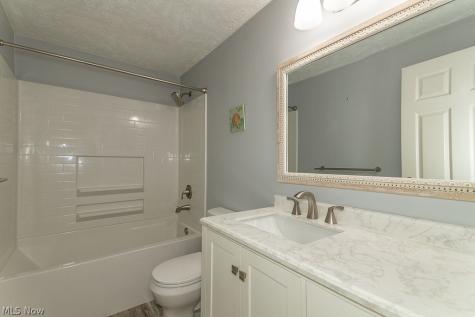 1206 Brookline Place Willoughby OH 44094