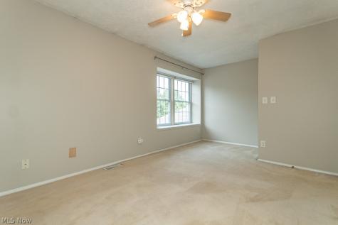1206 Brookline Place Willoughby OH 44094