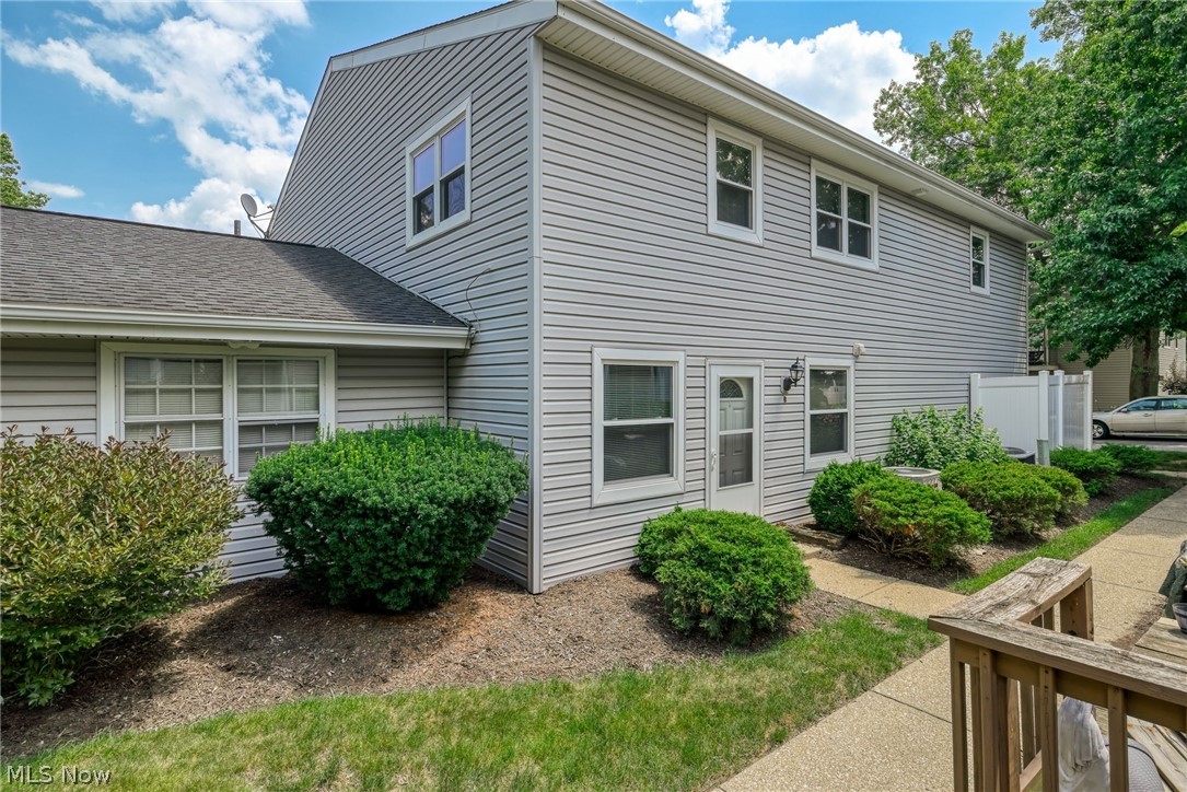 2455 Island Drive Uniontown OH 44685