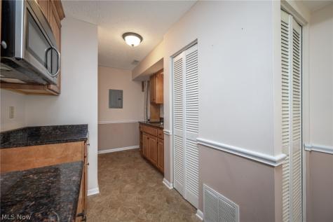 2455 Island Drive Uniontown OH 44685