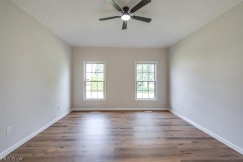 38087 Burrard Lane Willoughby OH 44094