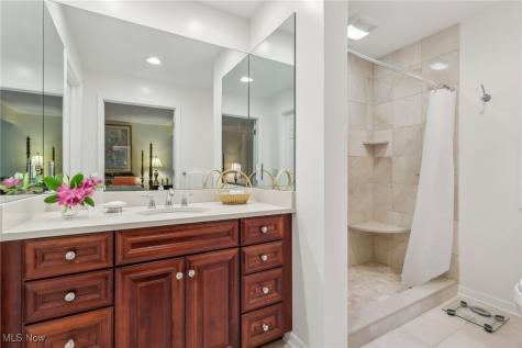 3845 Pecan Court Orange OH 44022