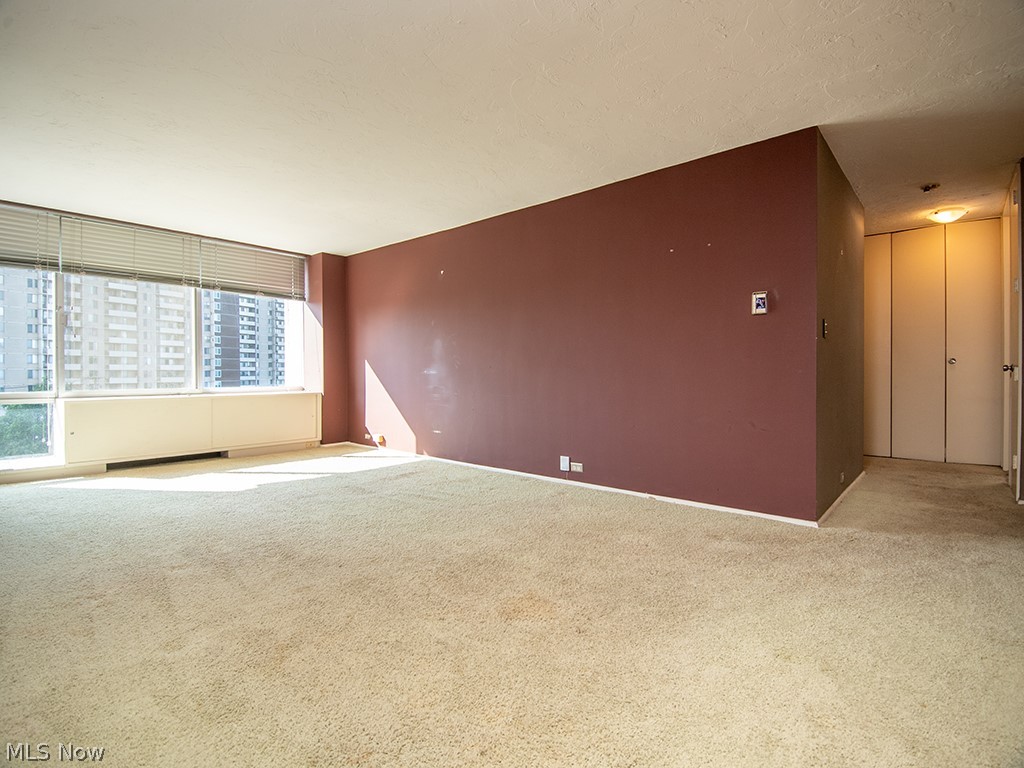 12700 Lake Avenue Lakewood OH 44107