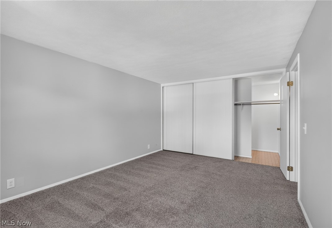 533 Tollis Parkway Broadview Heights OH 44147