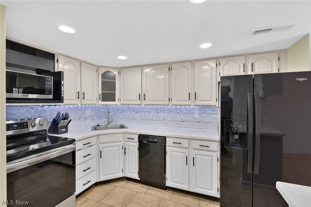 533 Tollis Parkway Broadview Heights OH 44147