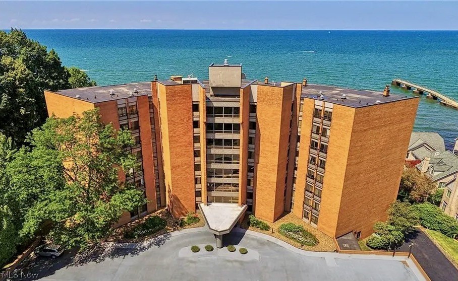 22500 Lake Road Rocky River OH 44116