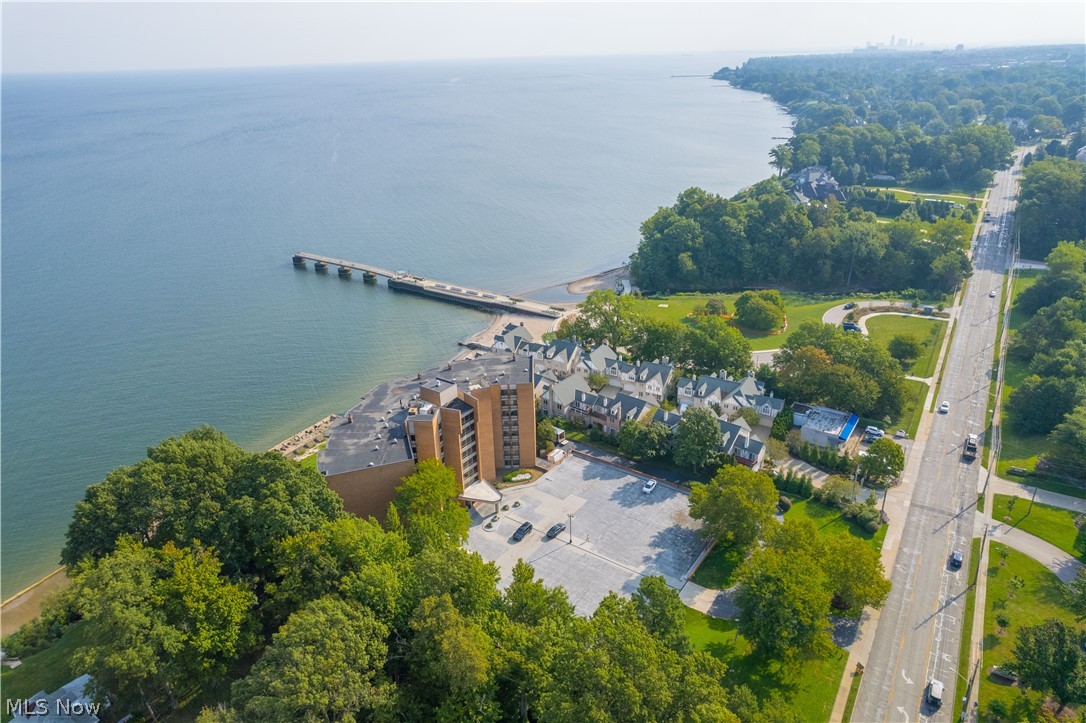 22500 Lake Road Rocky River OH 44116