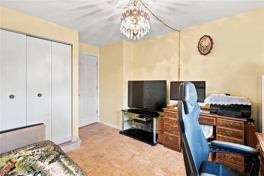 1402 Golden Gate Boulevard Mayfield Heights OH 44124