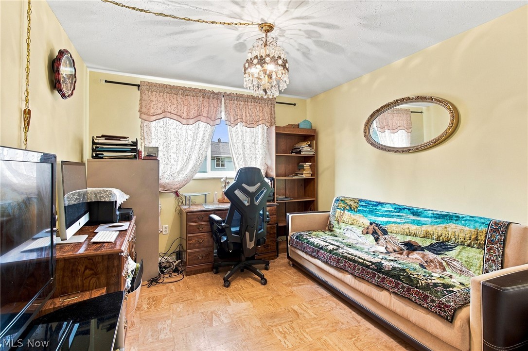 1402 Golden Gate Boulevard Mayfield Heights OH 44124