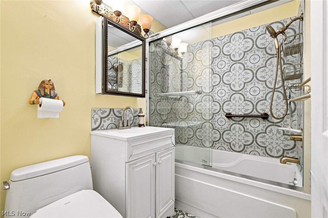 1402 Golden Gate Boulevard Mayfield Heights OH 44124