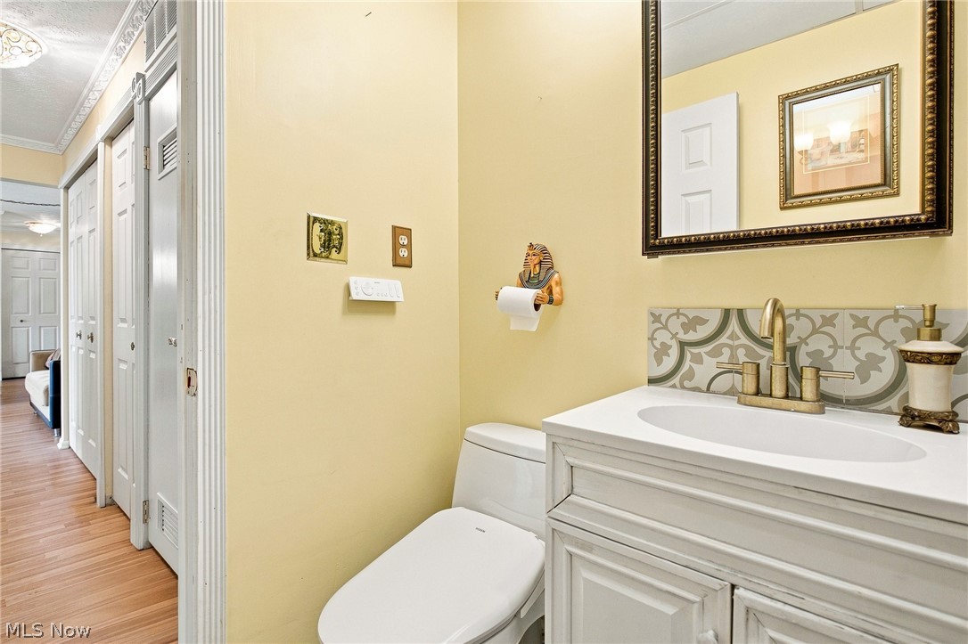 1402 Golden Gate Boulevard Mayfield Heights OH 44124