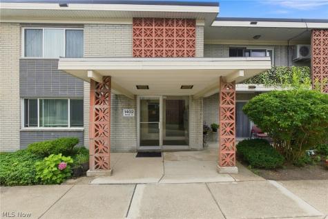1402 Golden Gate Boulevard Mayfield Heights OH 44124