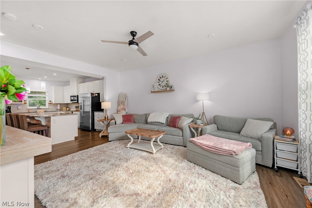 1422 Chateau Place Avon OH 44011