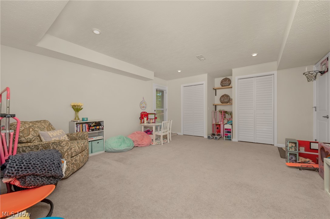 1422 Chateau Place Avon OH 44011