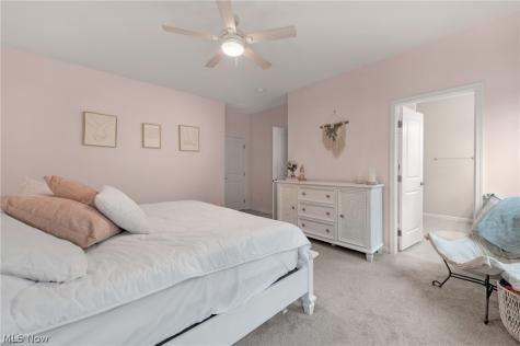 1422 Chateau Place Avon OH 44011