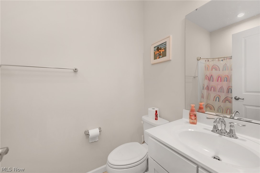 1422 Chateau Place Avon OH 44011