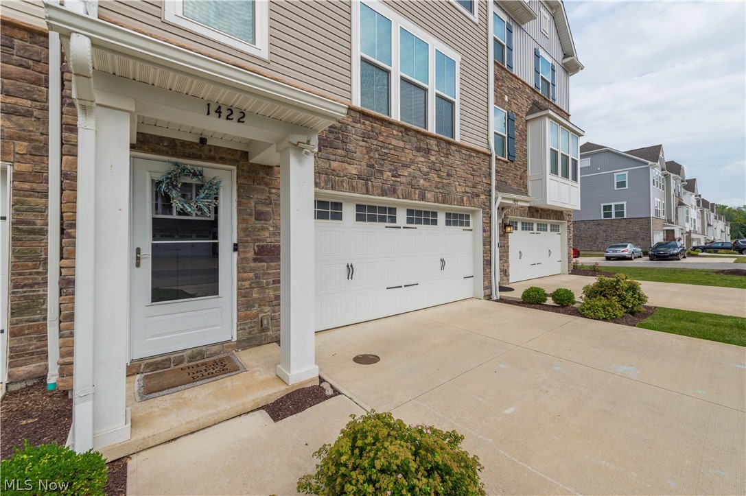 1422 Chateau Place Avon OH 44011
