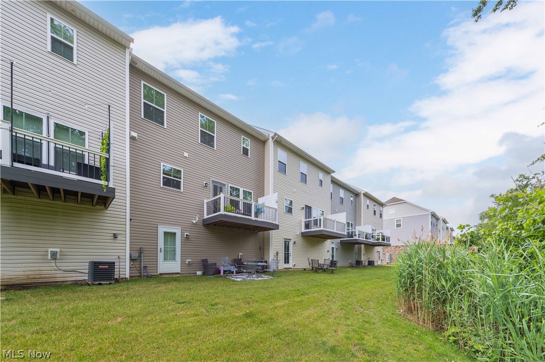 1422 Chateau Place Avon OH 44011