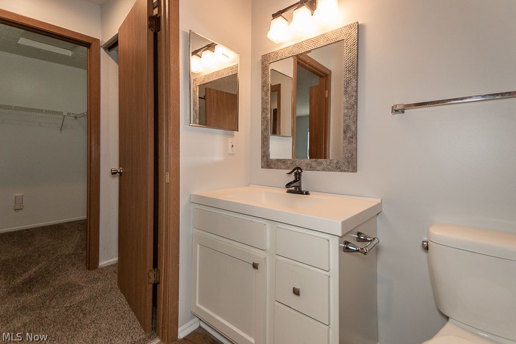 2003 Stoney Run Circle Broadview Heights OH 44147