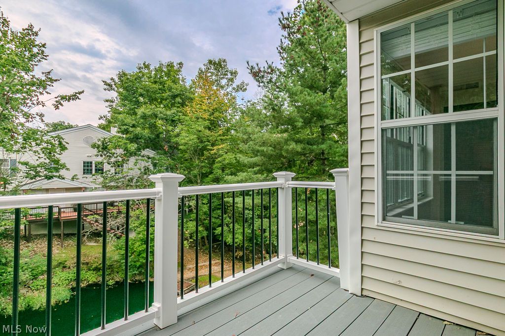 2003 Stoney Run Circle Broadview Heights OH 44147