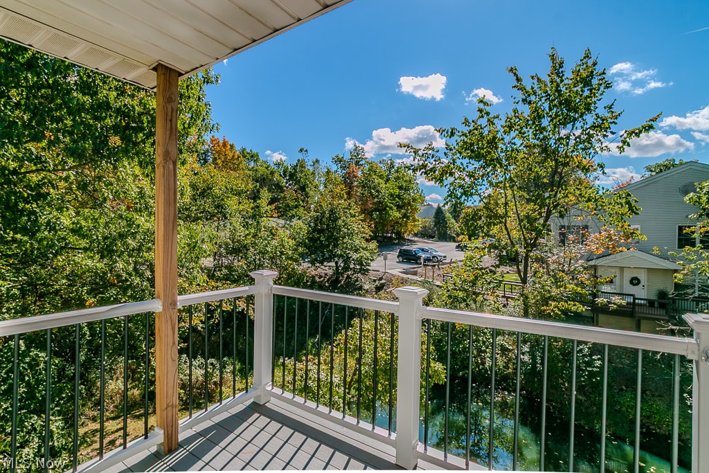 2003 Stoney Run Circle Broadview Heights OH 44147