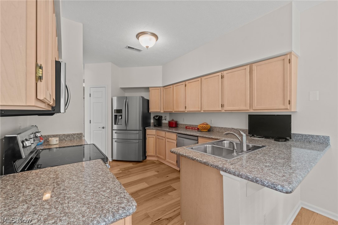 443 Eagle Trace Mayfield Heights OH 44124