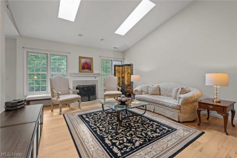 443 Eagle Trace Mayfield Heights OH 44124