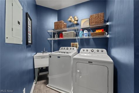 443 Eagle Trace Mayfield Heights OH 44124