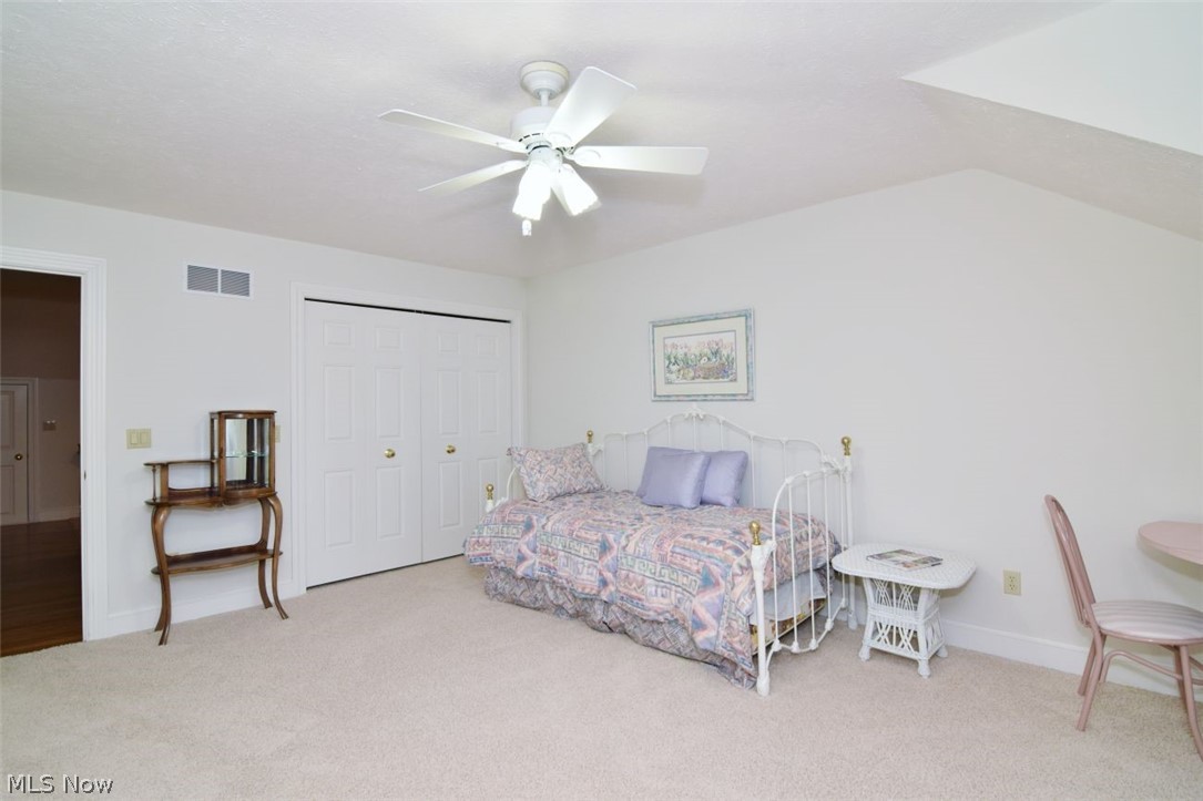 8205 Knolls Way Chagrin Falls OH 44023