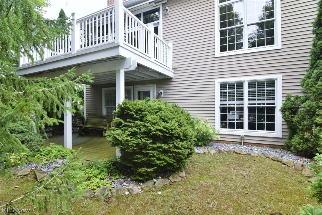 8205 Knolls Way Chagrin Falls OH 44023