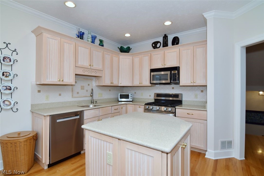 8205 Knolls Way Chagrin Falls OH 44023