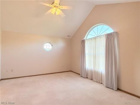 1460 Laurenbrook Lane NE Massillon OH 44646