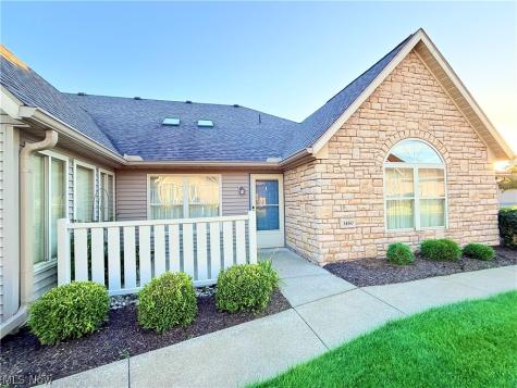 1460 Laurenbrook Lane NE Massillon OH 44646