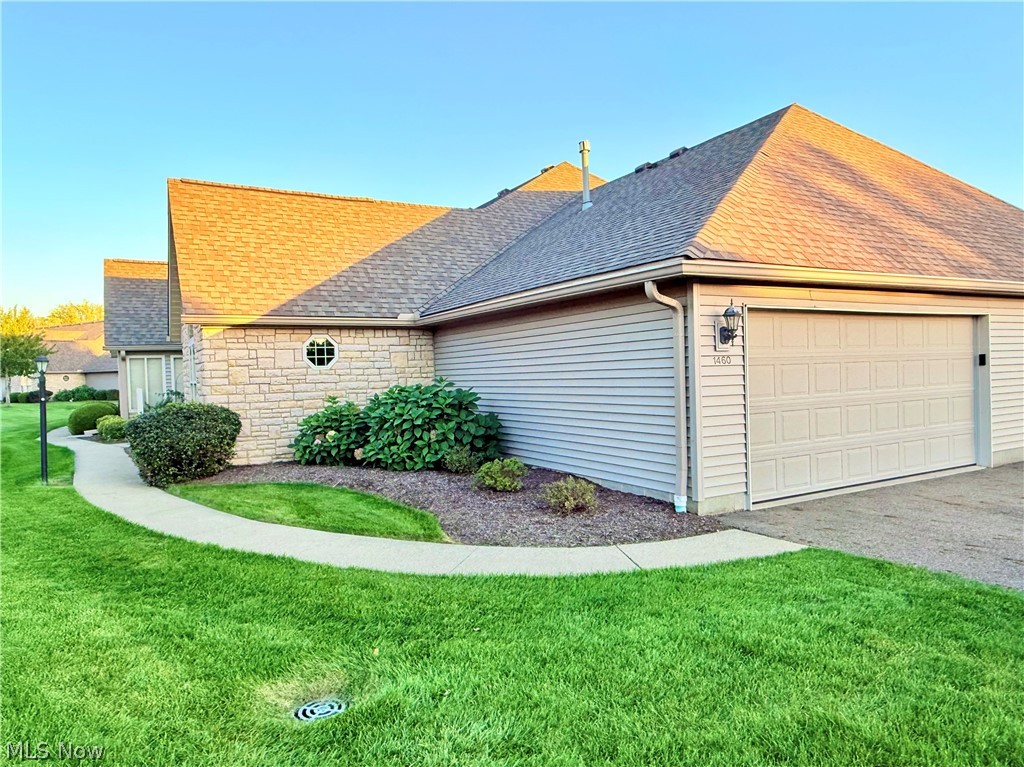 1460 Laurenbrook Lane NE Massillon OH 44646