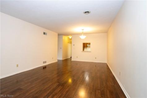4126 Swanson Wooster OH 44691