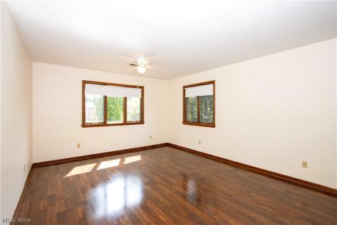 4126 Swanson Wooster OH 44691