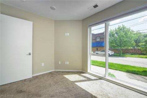 1320 W 58th Street Cleveland OH 44102