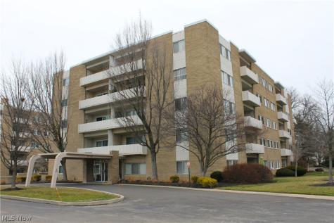 2089 Wooster Road Rocky River OH 44116