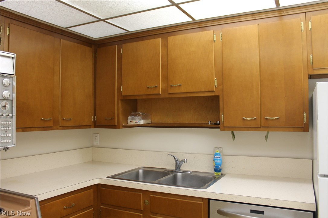 2089 Wooster Road Rocky River OH 44116