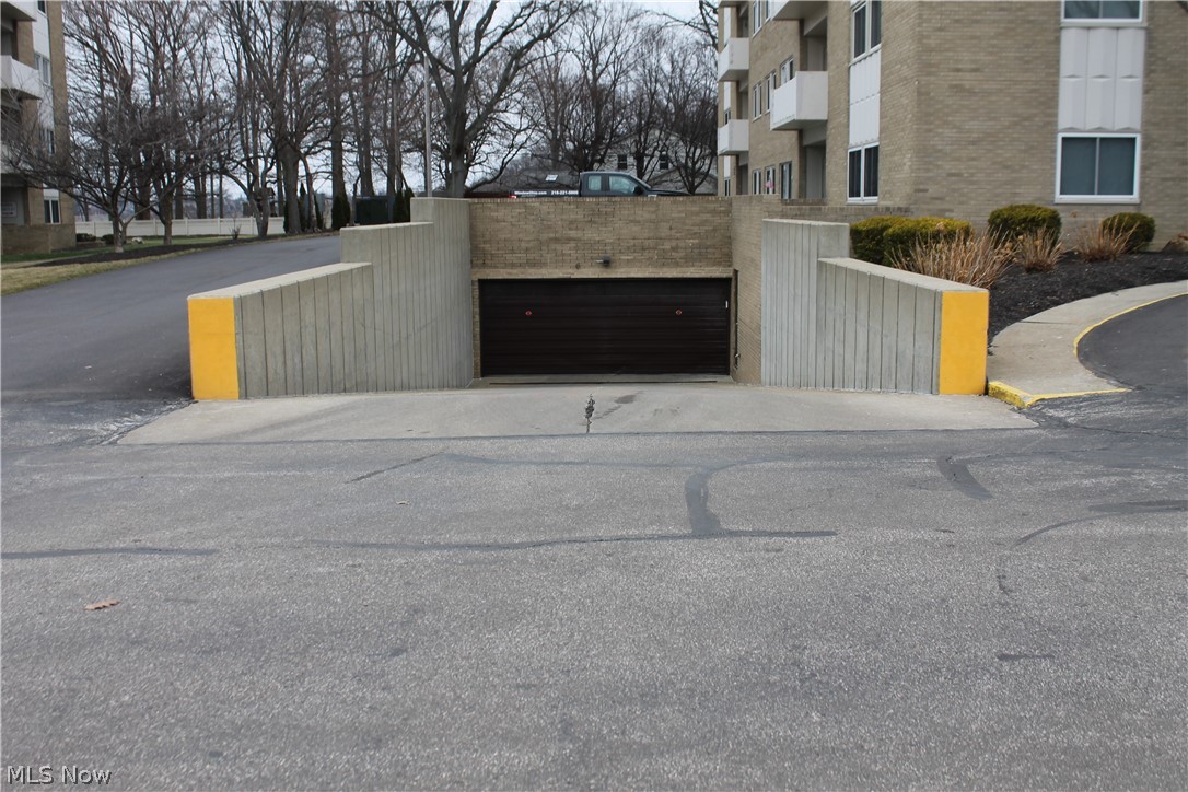 2089 Wooster Road Rocky River OH 44116