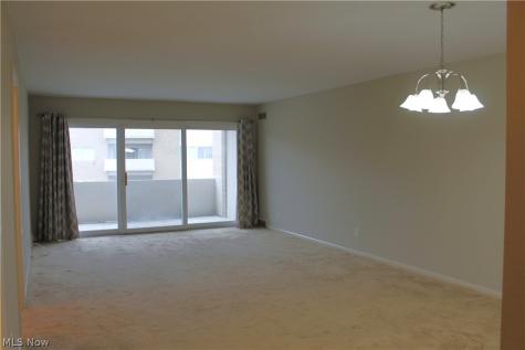 2089 Wooster Road Rocky River OH 44116