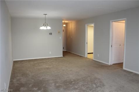 2089 Wooster Road Rocky River OH 44116