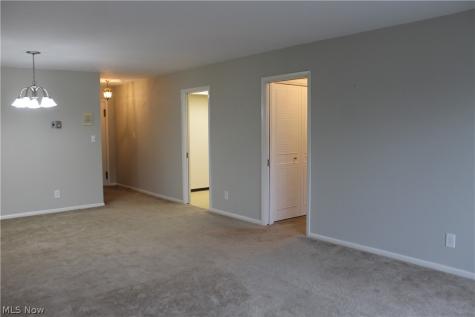 2089 Wooster Road Rocky River OH 44116