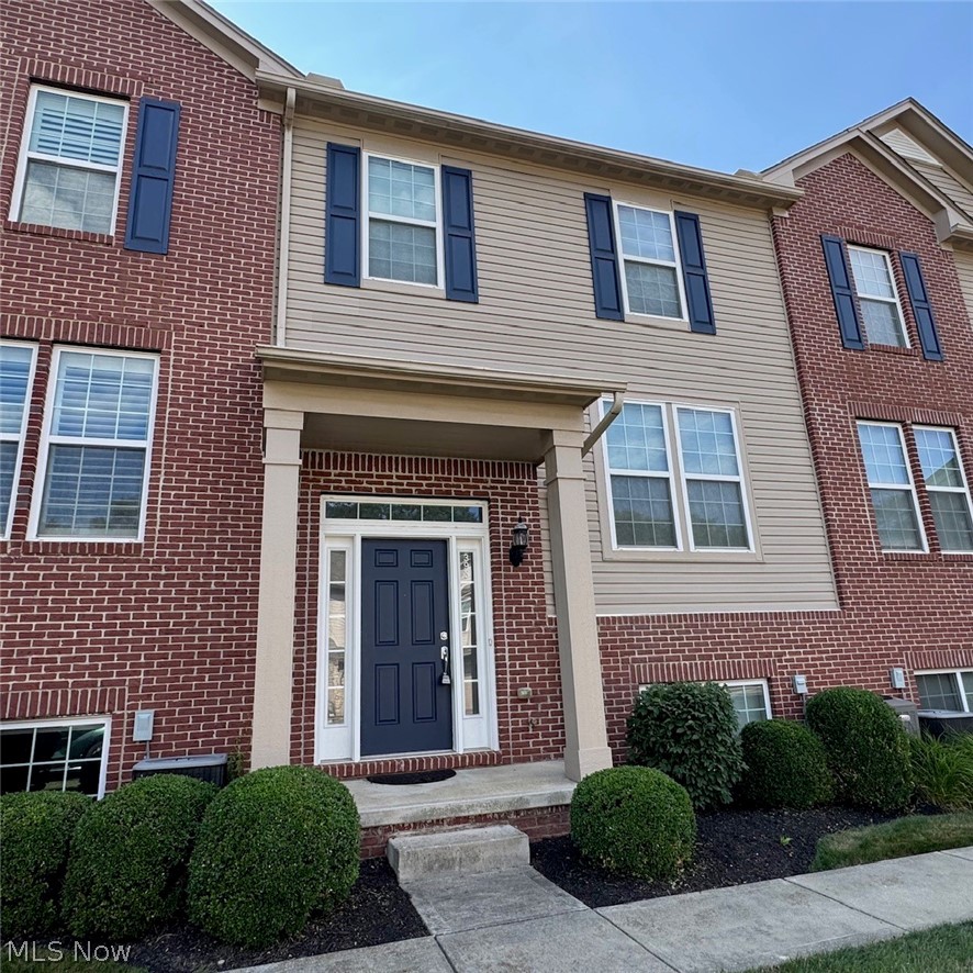 393 Caleb Drive Akron OH 44321